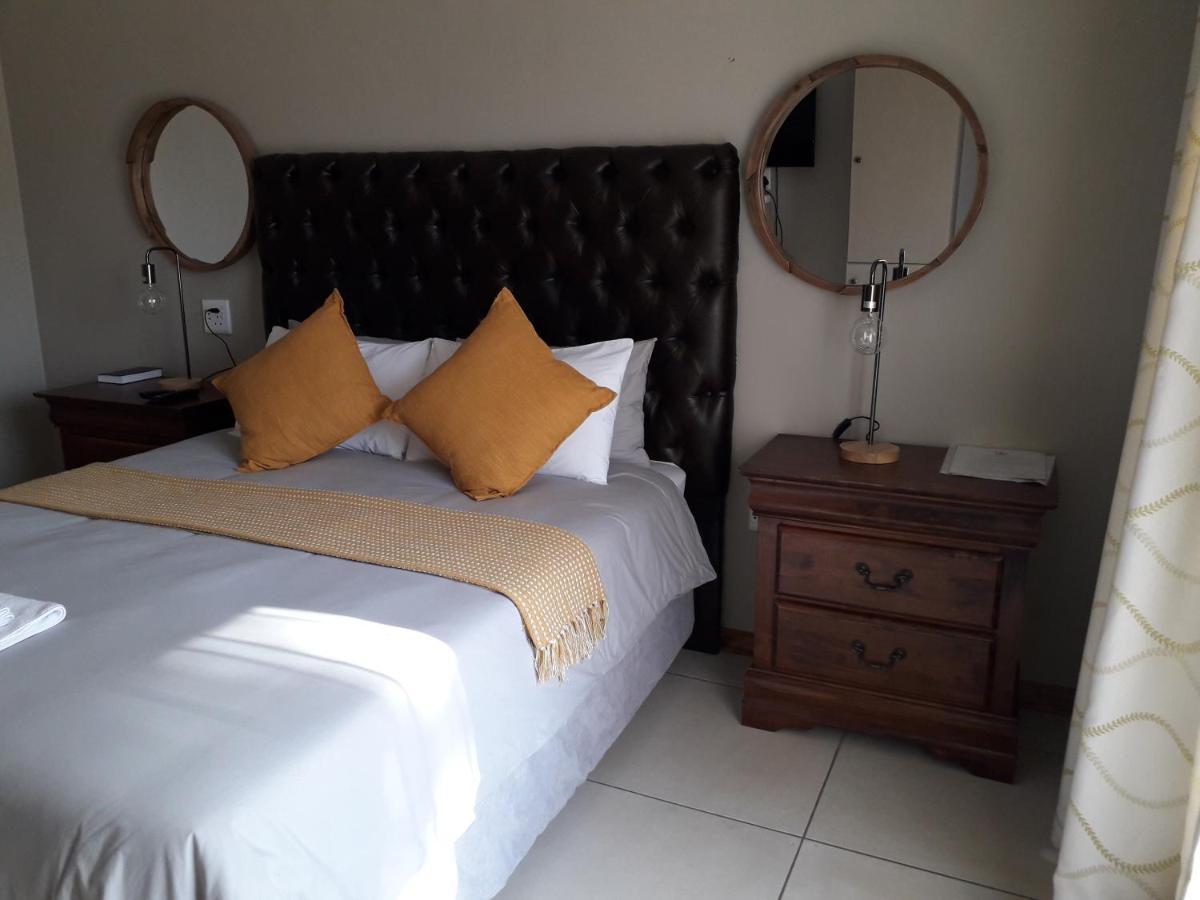 Tuscany Vryburg 외부 사진