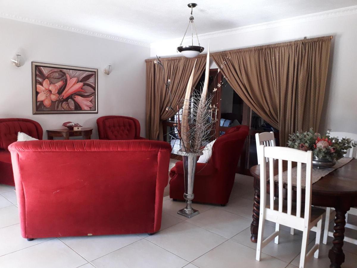 Tuscany Vryburg 외부 사진