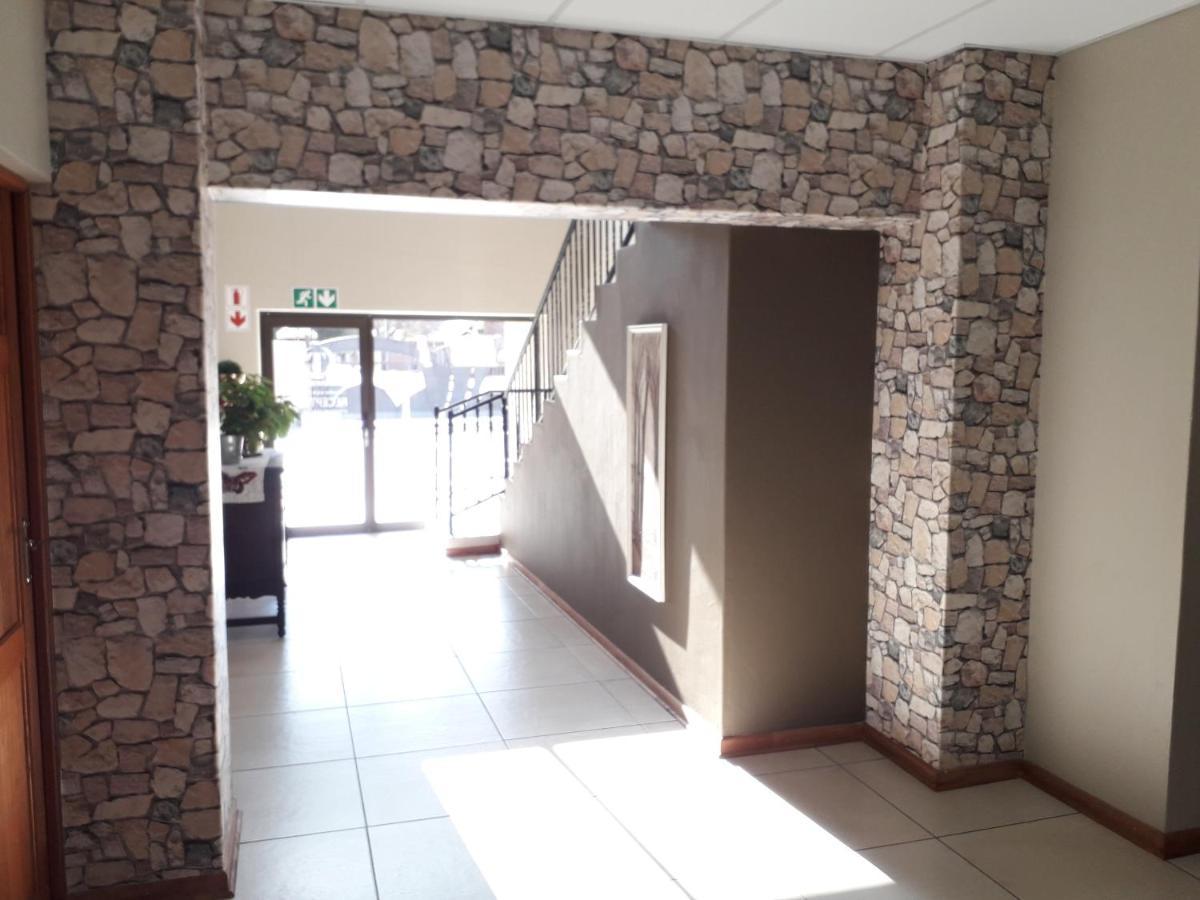 Tuscany Vryburg 외부 사진