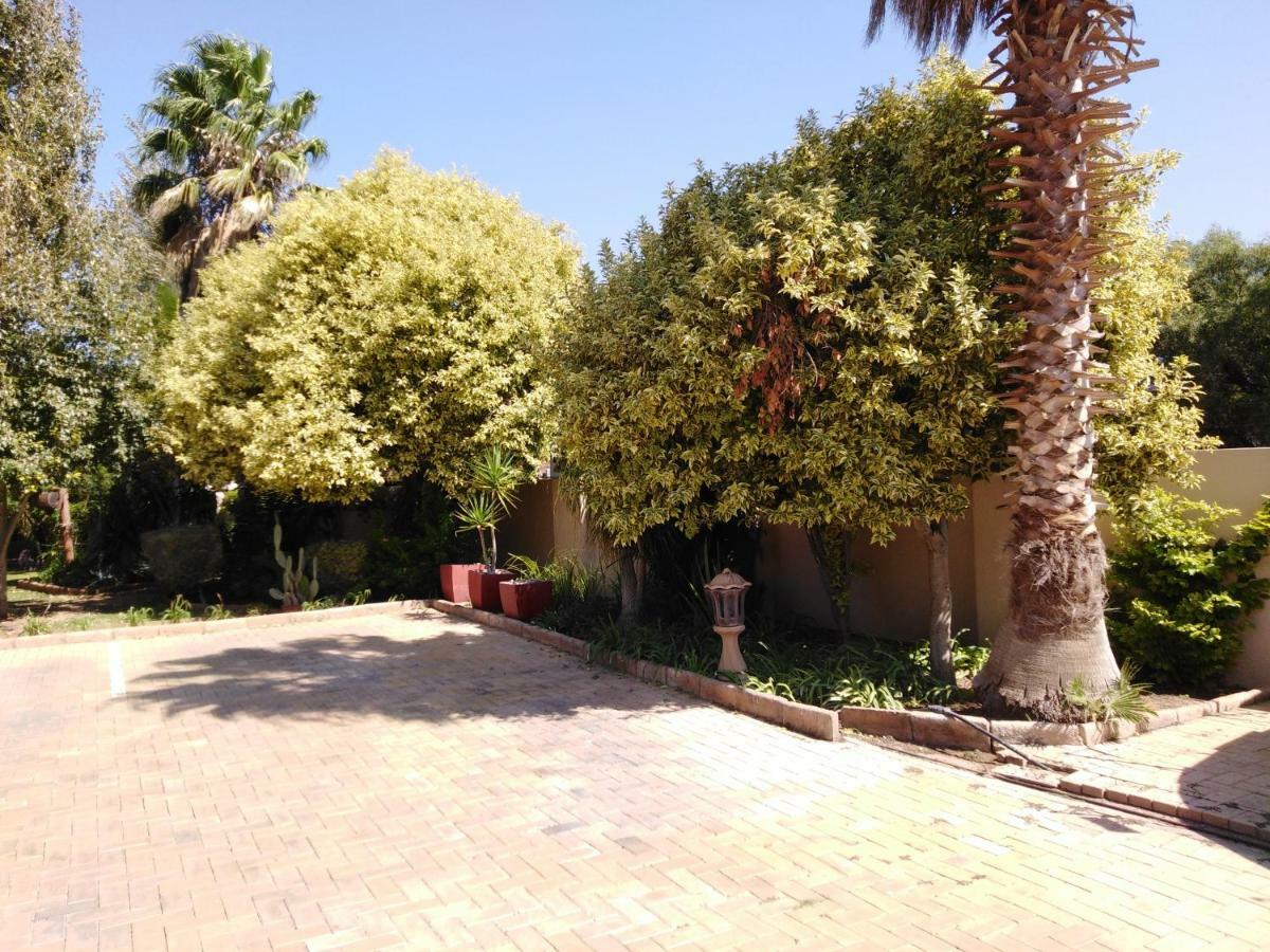 Tuscany Vryburg 외부 사진